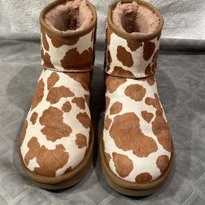 UGG Boots Women's Classic Mini Cow Print Calf Upper Size 10
